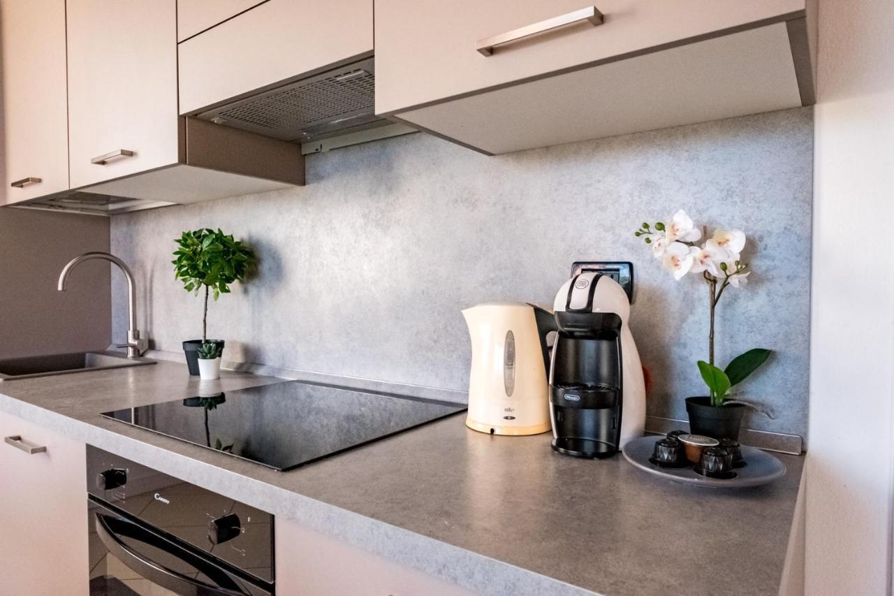 Apartamento Residenza Oleandro Desenzano del Garda Exterior foto