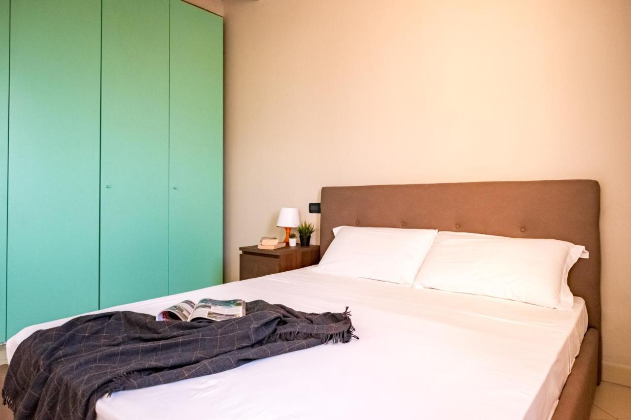 Apartamento Residenza Oleandro Desenzano del Garda Exterior foto